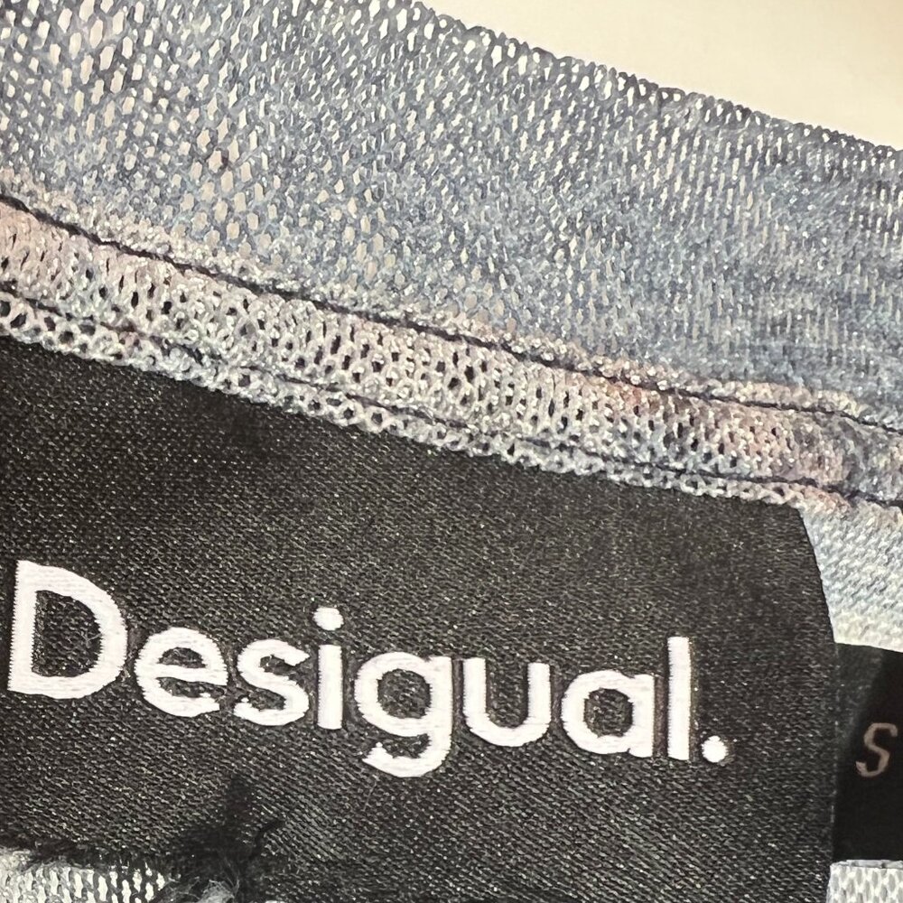 Desigual tulle tshirt with sequins, size S - Picture 3 of 5